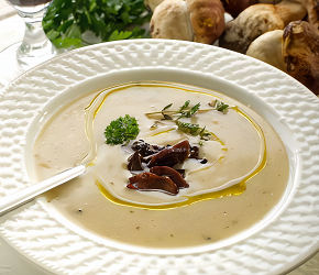 Фотография рецепта Грибной крем-суп с кедровыми орешками