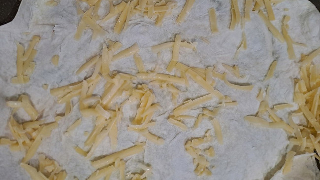 Фото шага рецепта Быстрый завтрак из лаваша и яиц, со шпинатом и куриным мясом 189376 шаг 12