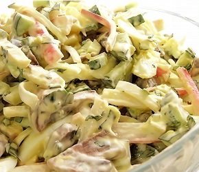 Фотография рецепта Грибной салат с крабовыми палочками и огурцами