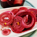 Фотография рецепта Маринованный медовый лук к мясу автор Лоскутова Марианна
