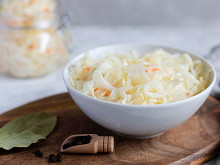 Квашеная капуста как у бабушки: хрустящая и без уксуса