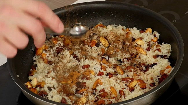Фото шага рецепта Армянская фаршированная курица амич 125310 шаг 6