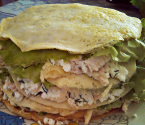 Фотография рецепта Белковый торт с курицей и творогом