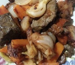 Фотография рецепта Говяжья печень с яблоками и тыквой