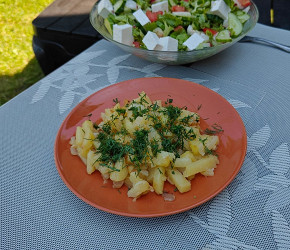 Фотография рецепта Жареная картошка с чесноком и зеленью