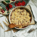 Фотография рецепта Крамбл с яблоками и клубникой автор Екатерина Осипова
