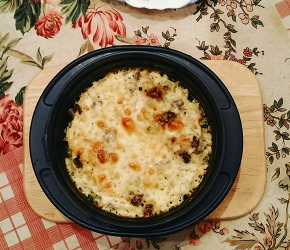 Фотография рецепта Ароматный горшочек с куриными сердечками
