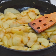 Немецкий яблочный панкейк