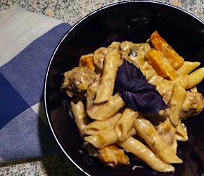 Фотография рецепта Пенне с тыквой и курицей
