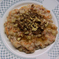 Фотография рецепта Овсяная каша с морковью, изюмом и грецким орехом автор Саша Данилова