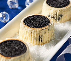 Фотография рецепта Печеные мини-сырники из печенья Oreo