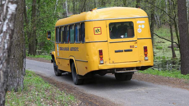 Зачем на грузовики клеют стикеры 60-70-80-90? - Avtorambler