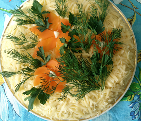 Фотография рецепта Слоеный куриный салат с грибами