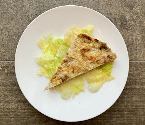 Фотография рецепта Мясной пирог из курицы и свинины с кабачком