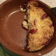 Омлет с сыром и помидорами