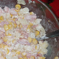 Фотография рецепта Салат из копченой курицы с ананасом автор Елена Ракитина