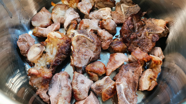Фото шага рецепта Мясной суп с квашеной капустой 175952 шаг 4