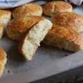 Фотография рецепта Сырные булочки на кефире (Buttermilk Biscuits) автор Бушкевич Станислав