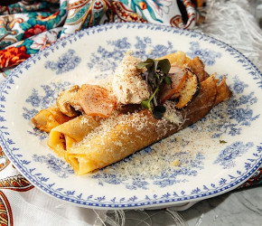 Фотография рецепта Пшеничные блины с курицей и грибами