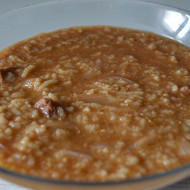 Суп харчо из говядины с грецкими орехами
