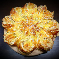 Пирог с курицей и сыром