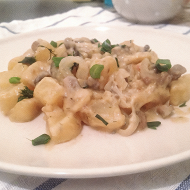 Соус с шампиньонами и картофелем