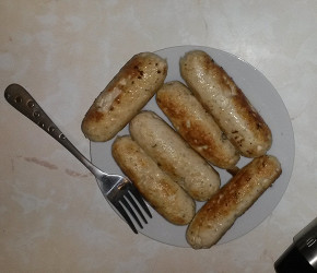 Фотография рецепта Нежные домашние сосиски из куриного филе