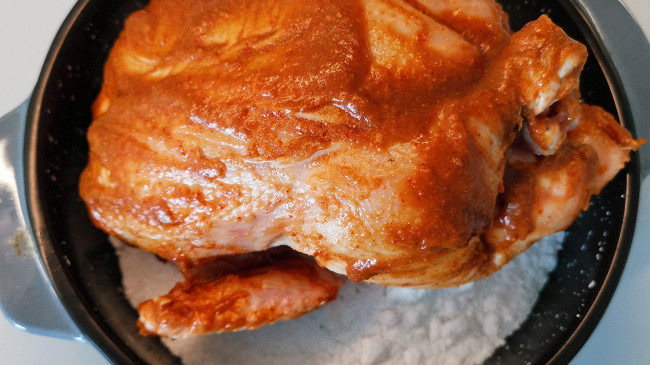 Фото шага рецепта Сочная курица в духовке 174169 шаг 8