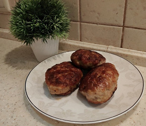 Фотография рецепта Котлеты с хлебом и куркумой