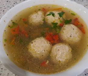 Фотография рецепта Суп с фрикадельками на мясном бульоне