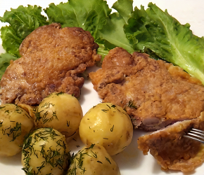 Фотография рецепта Отбивные из куриного бедра с аджикой