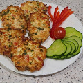 Фотография рецепта Сочные рубленые куриные котлеты с болгарским перцем и зеленью автор Изабелла Грачева