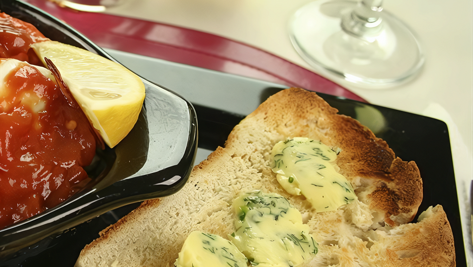 Фотография рецепта Лимонное масло с травами автор Наталья Горохова