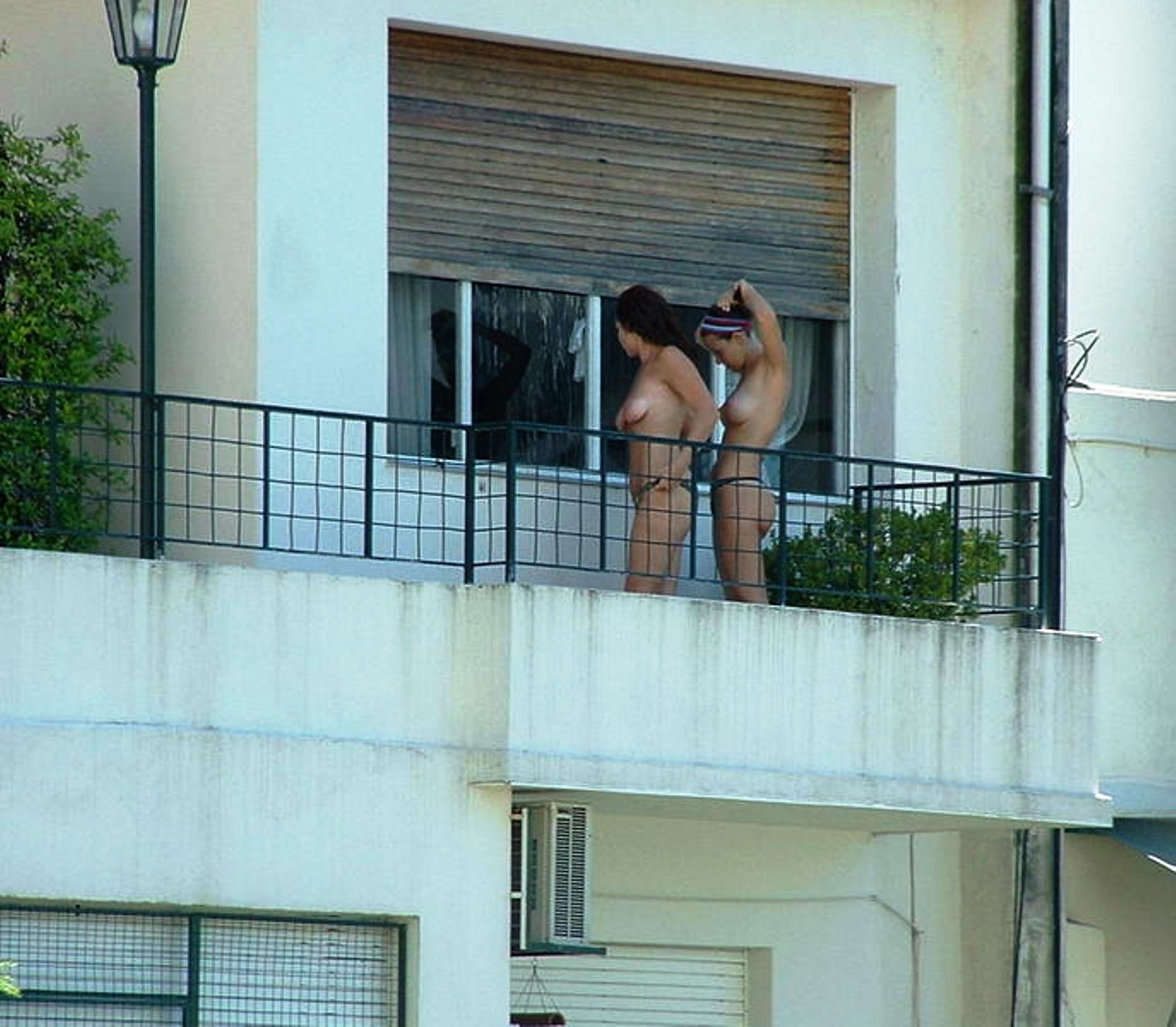 Подглядывание за соседкой в окно (48 фото) - порно city-lawyers.ru