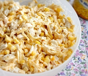 Фотография рецепта Салат из курицы с яичными блинчиками