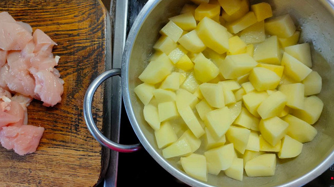 Фото шага рецепта Жаркое из курицы с овощами 174532 шаг 6