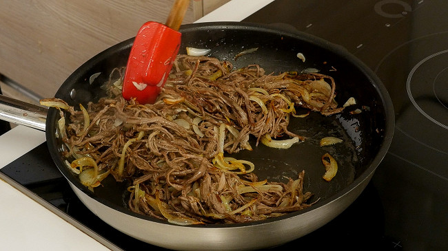 Фото шага рецепта Мясо по-кубински вака-фрита 114369 шаг 9