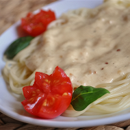 Спагетти с сырным соусом