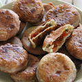 Фотография рецепта Пирожки с помидорами, творогом и козьим сыром автор Frandon Oksana