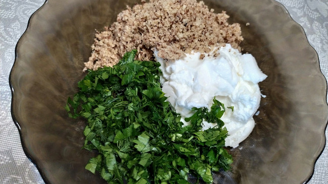 Фото шага рецепта Рулетики из баклажанов с творожным сыром и грецкими орехами 188568 шаг 4