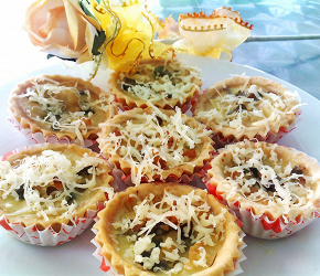 Фотография рецепта Корзиночки с курицей и прованскими травами