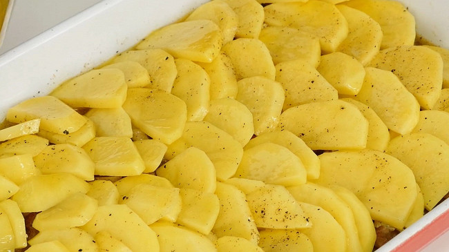 Фото шага рецепта Мясное рагу с овощами «Ланкаширский горшок» 93263 шаг 9