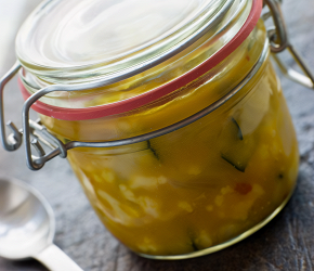 Фотография рецепта Чатни из ананаса с курагой и изюмом