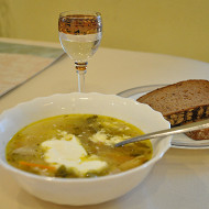 Рассольник по-деревенски с курицей