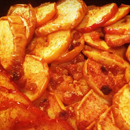 Запеченные яблоки с корицей