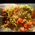 Фотография рецепта Салат из рисовой лапши с овощами и зеленью автор Оля Давыдова