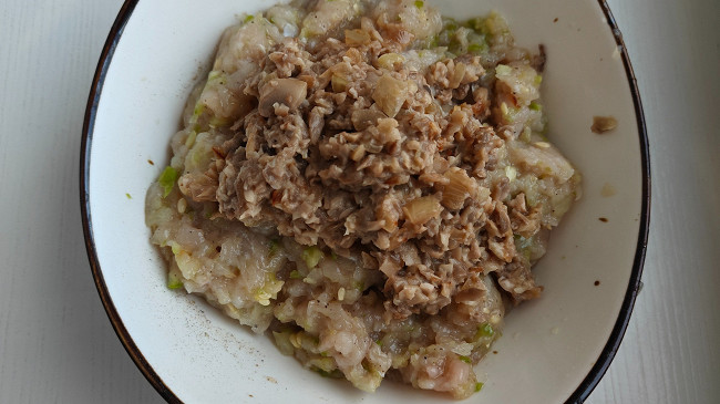 Фото шага рецепта Куриные котлеты с кабачком и шампиньонами 175140 шаг 12