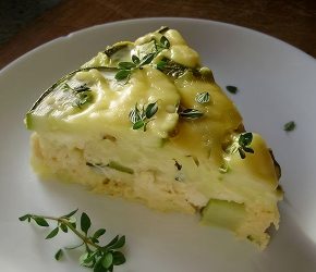 Фотография рецепта Куриный пирог с творогом и цукини