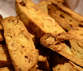 Фотография рецепта Кантуччи с фундуком (Biscotti di Prato)