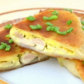 Фотография рецепта Пирожки с курицей и сыром автор Алена
